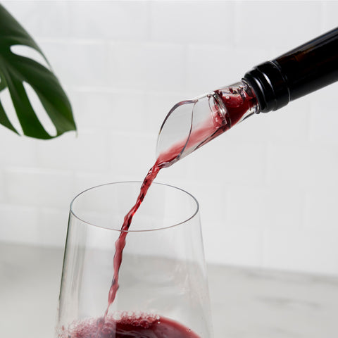 Aerial™: Aerating Wine Pourer